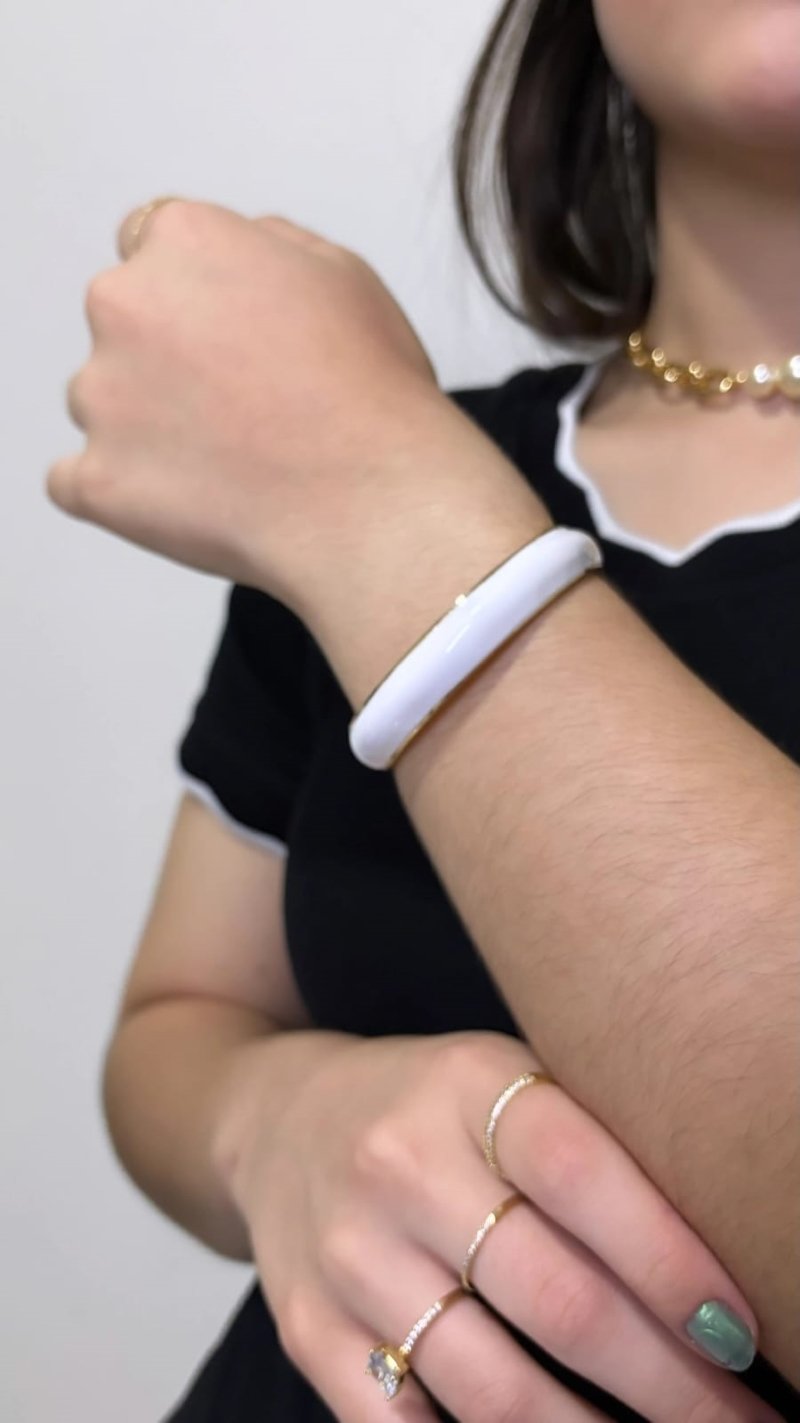 Bracelete resinado cores variadas