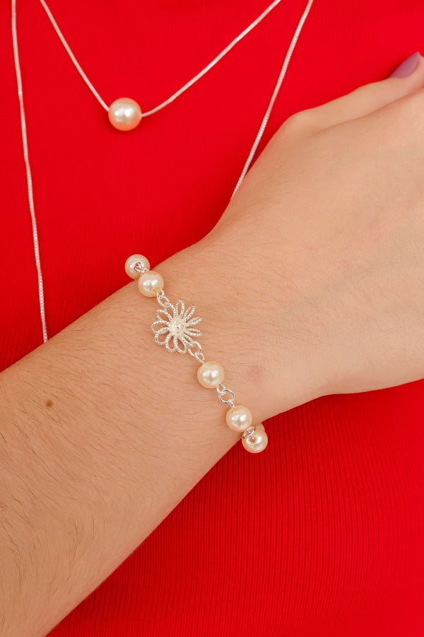 Pulseira Pérolas Floral Charm